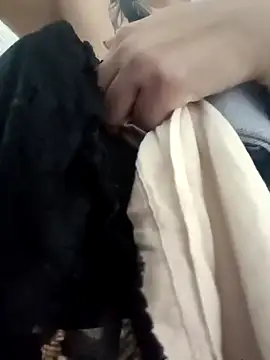 karlamorris  online show from September 2025 12:10:02 PM