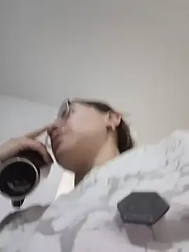 karlamorris  online show from October 2025 01:56:02 PM