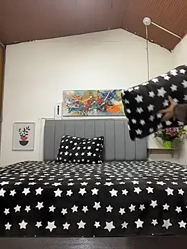 karlamorris  online show from February 2026 01:07:02 PM