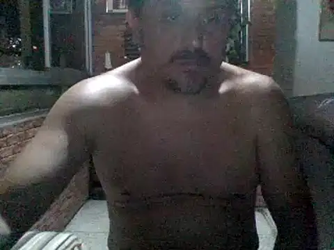 Snapshot of italovene chatting on February 2025 03:26:02 AM italovene online show from February 2025 03:26:02 AM