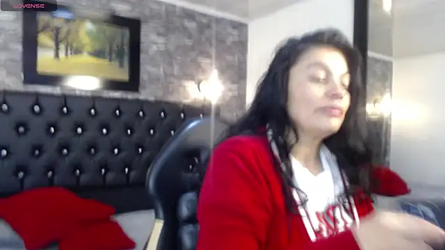 Lust Mom41 online show from December 2024 10:46:02 AM