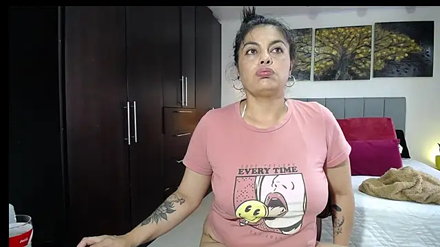 Lust Mom41 online show from March 2026 06:24:01 PM