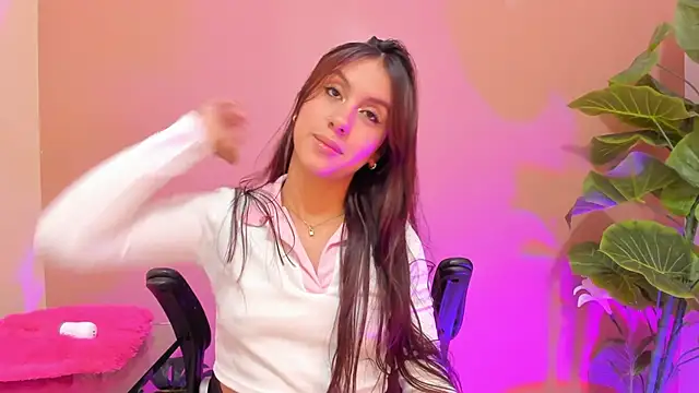 AlanaJones1 online show from March 2025 03:16:02 PM