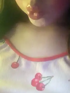 Snapshot of youka_tr chatting on June 2026 11:51:02 PM youka tr online show from June 2026 11:51:02 PM
