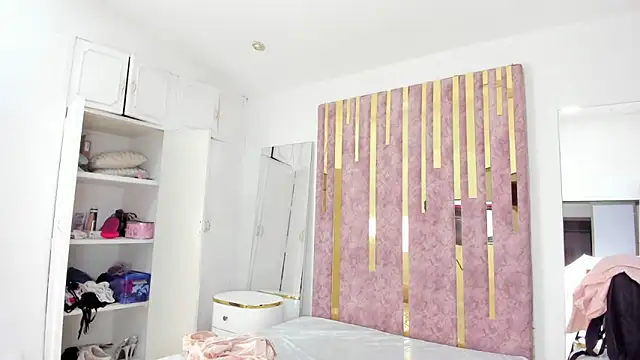 LeahxBarker online show from January 2025 11:34:01 PM