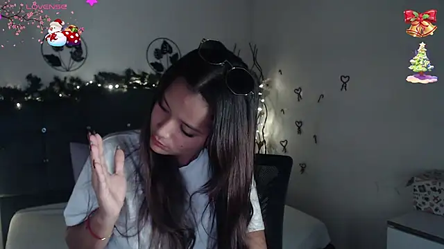 mia sweetdc online show from December 2024 08:11:01 PM