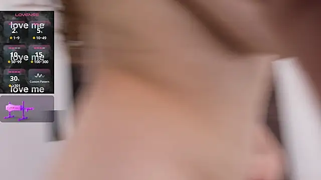 Snapshot of Anniee_boobs chatting on January 2025 06:52:01 AM Anniee boobs online show from January 2025 06:52:01 AM