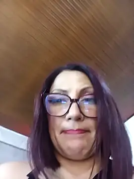 Veronica Jacobss online show from February 2025 08:00:01 PM