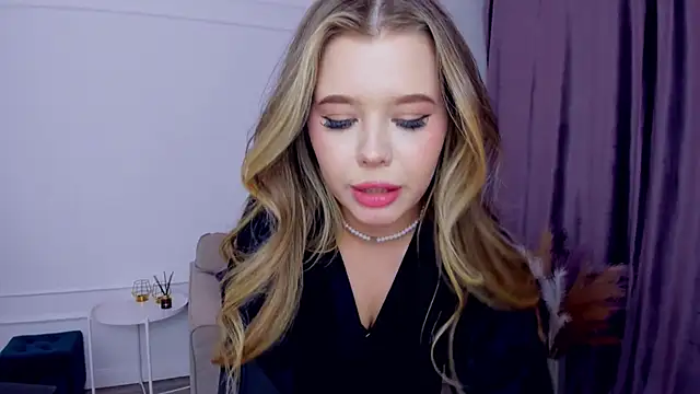 FollowLovee online show from February 2025 01:44:02 AM