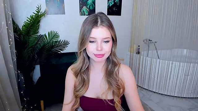 FollowLovee online show from October 2025 07:55:01 PM