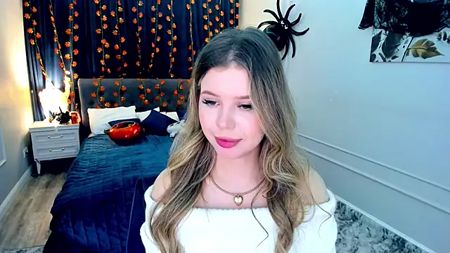 FollowLovee online show from October 2025 07:47:01 PM