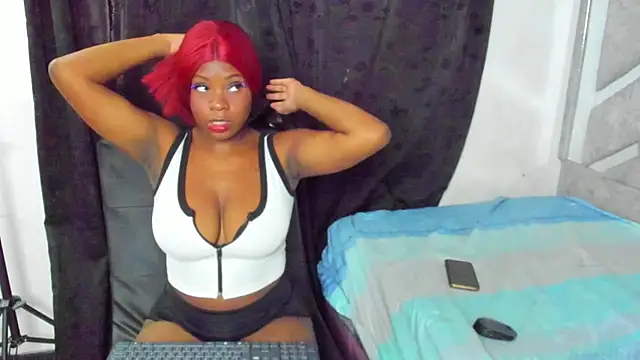 EvaxEmma online show from September 2025 12:38:02 PM