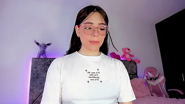 Valentina Alba online show from December 2024 01:39:02 PM