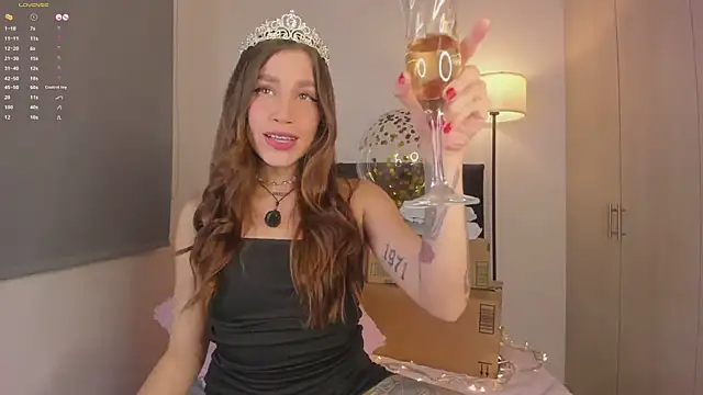 LynnSam  online show from October 2025 12:20:02 AM