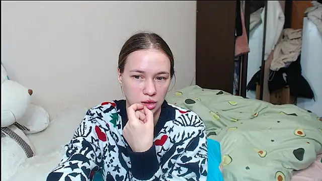 leila bambi  online show from January 2025 01:45:02 AM