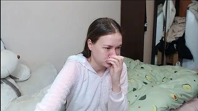 leila bambi  online show from January 2025 07:18:01 PM