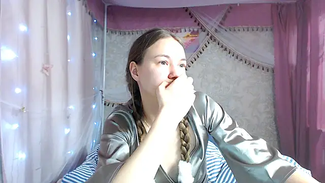 leila bambi  online show from January 2026 10:47:01 PM