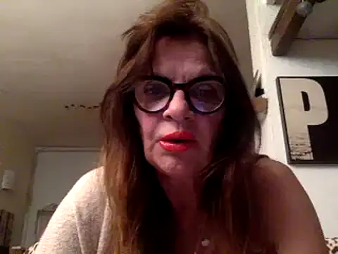 gildamilf online show from December 2024 08:00:02 PM