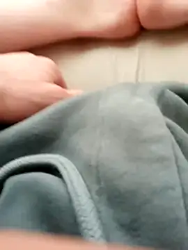 NudeYogaBoy online show from April 2026 12:32:01 PM