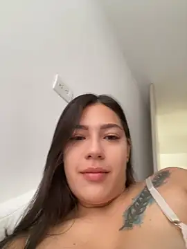 Latina vanessa online show from February 2025 12:26:02 PM