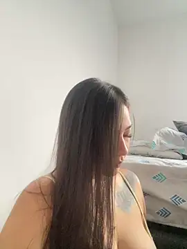 Latina vanessa online show from October 2025 10:40:02 PM