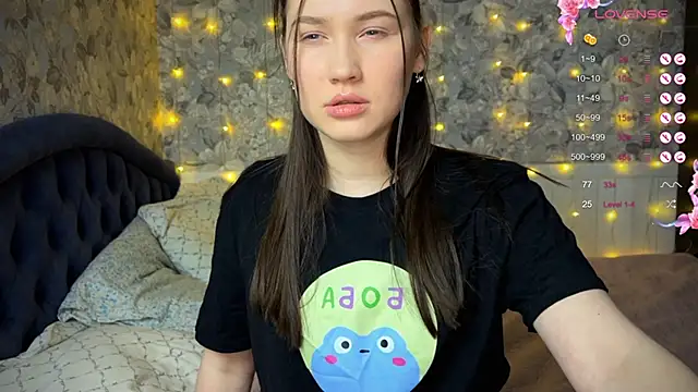 ChloeMillerMeow online show from February 2025 05:07:01 PM