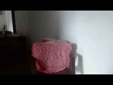 Larry-n-clouds online show from May 2026 09:01:02 PM