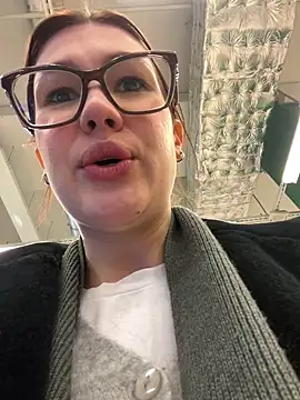 RinaCat online show from February 2025 08:17:01 AM