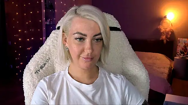 tykioty Miley online show from February 2025 03:41:02 PM