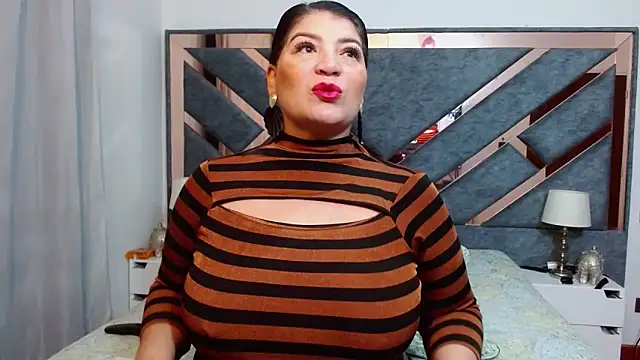 KarlaTesg online show from March 2025 08:52:02 AM