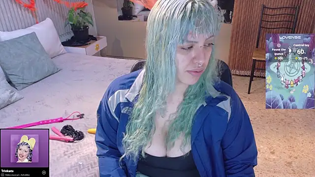 Snapshot of Eli666uwu chatting on October 2025 11:40:01 AM Eli666uwu online show from October 2025 11:40:01 AM