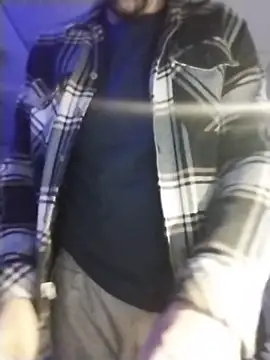 Snapshot of nicedick_bro chatting on November 2025 03:51:01 AM nicedick bro online show from November 2025 03:51:01 AM