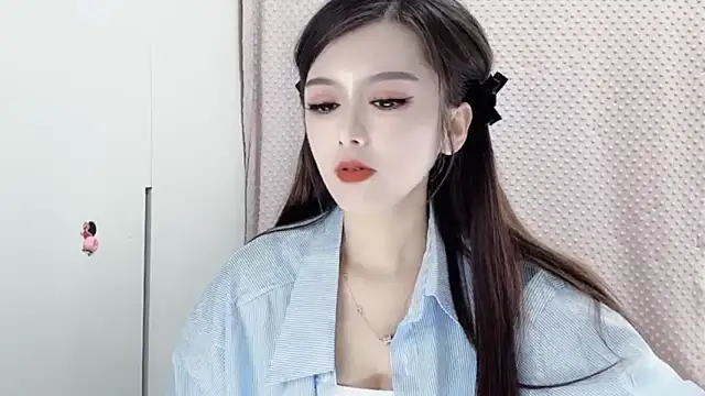 VIWVI online show from February 2025 05:56:02 AM