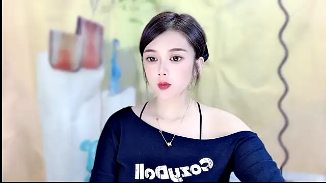 Snapshot of VIWVI chatting on April 2026 05:12:02 AM VIWVI online show from April 2026 05:12:02 AM