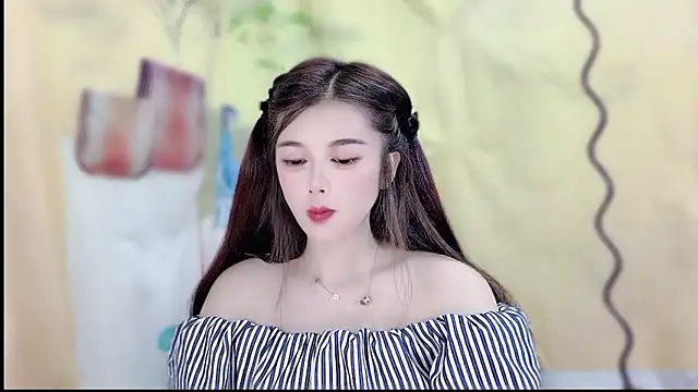 Snapshot of VIWVI chatting on May 2026 05:05:01 AM VIWVI online show from May 2026 05:05:01 AM