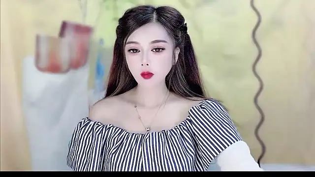 Snapshot of VIWVI chatting on June 2026 05:01:01 AM VIWVI online show from June 2026 05:01:01 AM