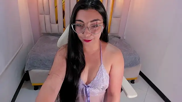 Karla hernandez  online show from February 2025 11:14:02 AM