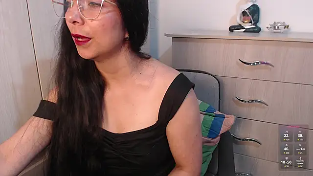 Karla hernandez  online show from December 2025 10:20:02 AM