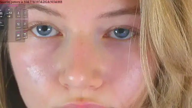 Snapshot of Alexandra_Demore chatting on January 2025 10:41:01 PM Alexandra Demore online show from January 2025 10:41:01 PM