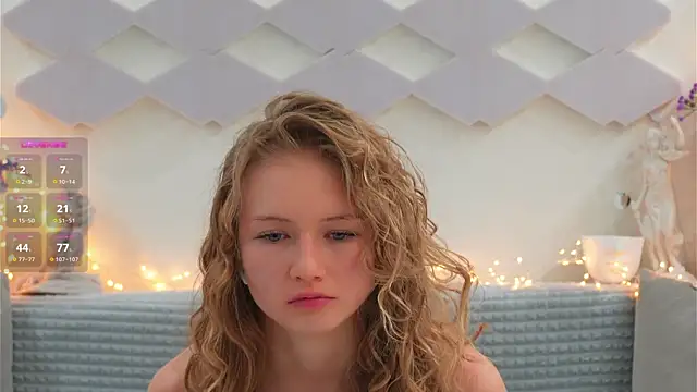 Snapshot of Alexandra_Demore chatting on February 2025 12:05:01 AM Alexandra Demore online show from February 2025 12:05:01 AM