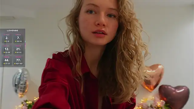 Snapshot of Alexandra_Demore chatting on February 2025 09:59:01 PM Alexandra Demore online show from February 2025 09:59:01 PM