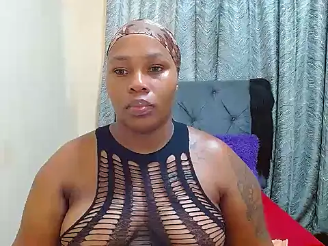 curvycloe1 online show from December 2024 06:22:02 AM