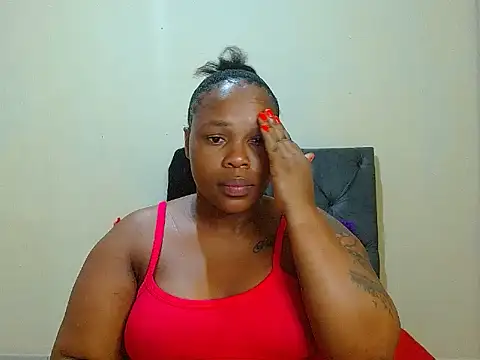 curvycloe1 online show from March 2025 08:53:02 PM