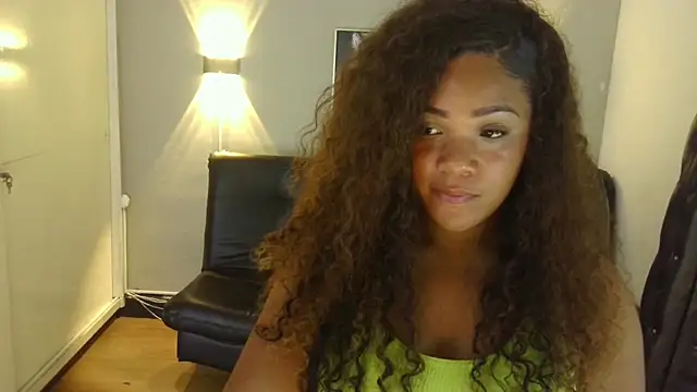 Snapshot of ashley_Tompson1 chatting on January 2025 05:05:01 PM ashley Tompson1 online show from January 2025 05:05:01 PM