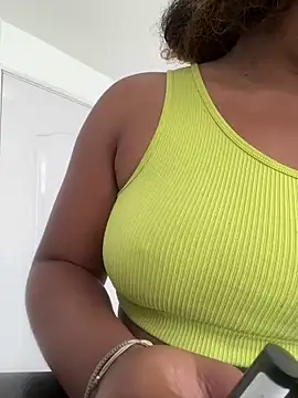 Snapshot of ashley_Tompson1 chatting on January 2025 01:13:02 PM ashley Tompson1 online show from January 2025 01:13:02 PM