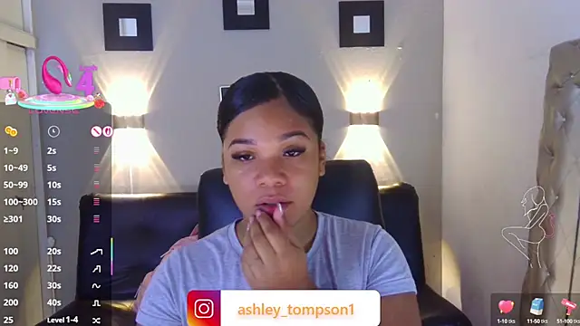 Snapshot of ashley_Tompson1 chatting on February 2025 12:34:02 PM ashley Tompson1 online show from February 2025 12:34:02 PM