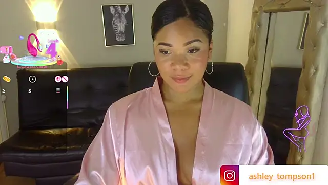 Snapshot of ashley_Tompson1 chatting on March 2025 03:20:01 PM ashley Tompson1 online show from March 2025 03:20:01 PM