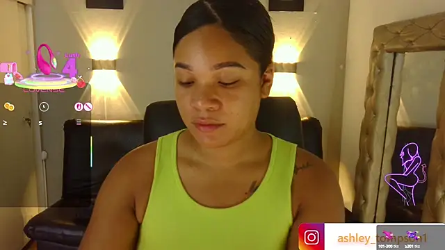 Snapshot of ashley_Tompson1 chatting on March 2025 12:36:02 PM ashley Tompson1 online show from March 2025 12:36:02 PM