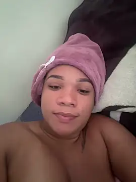 Snapshot of ashley_Tompson1 chatting on March 2025 06:43:02 PM ashley Tompson1 online show from March 2025 06:43:02 PM