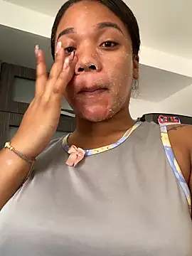 Snapshot of ashley_Tompson1 chatting on March 2025 04:24:01 PM ashley Tompson1 online show from March 2025 04:24:01 PM